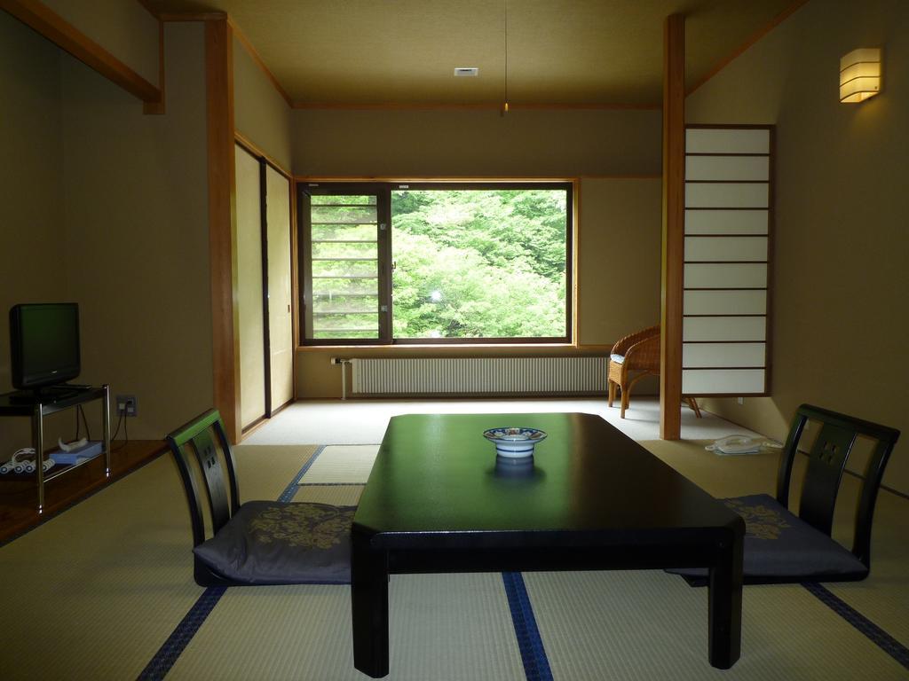 Hamaya Ryokan Nakanojo Dış mekan fotoğraf